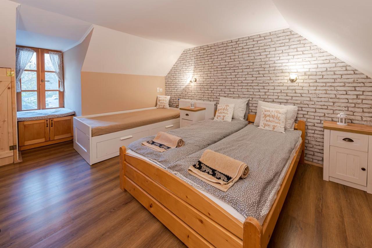 Hepehuta Haziko Apartment Háromhuta Екстериор снимка