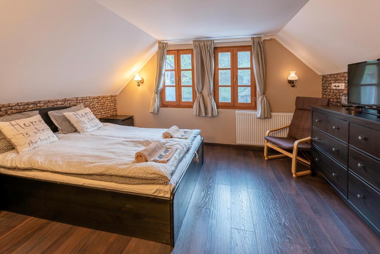 Hepehuta Haziko Apartment Háromhuta Екстериор снимка